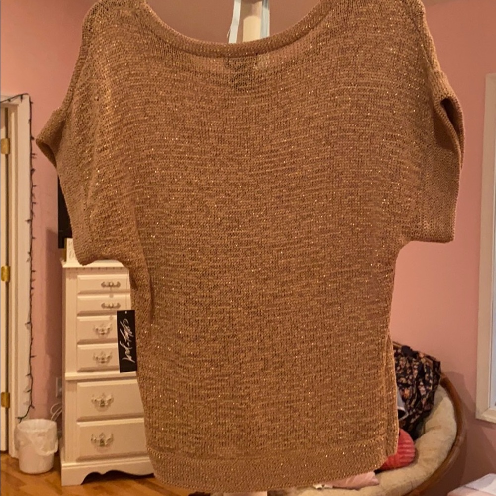 Gold Sweater - Picture 2 of 5